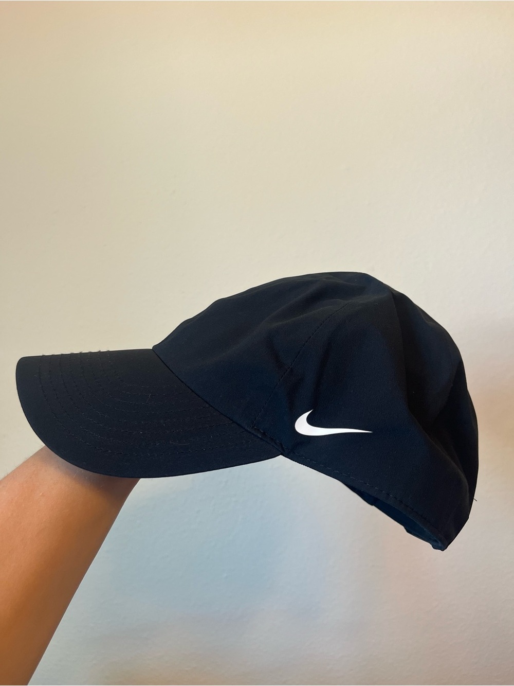 Nike Black Cap Heritage86 Storm Fit Hat with White Swoosh